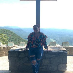 Meet your Posher, Taylor